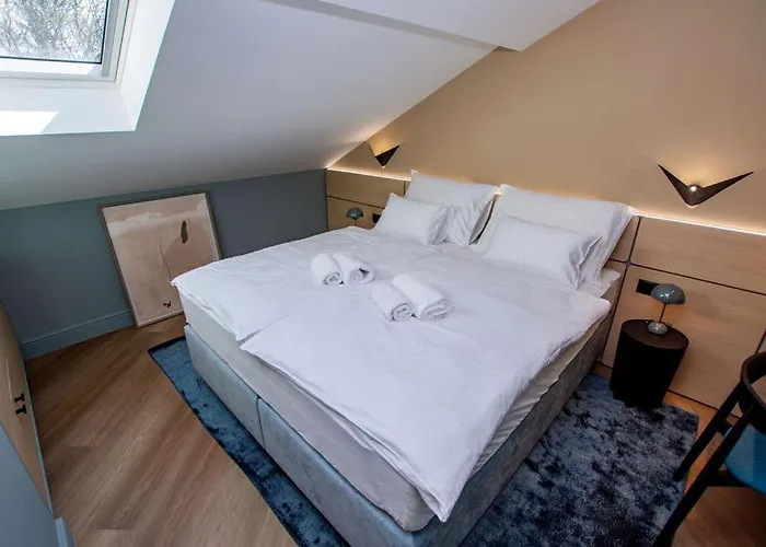 Three Pearls Deluxe By The Sea Lägenhet *