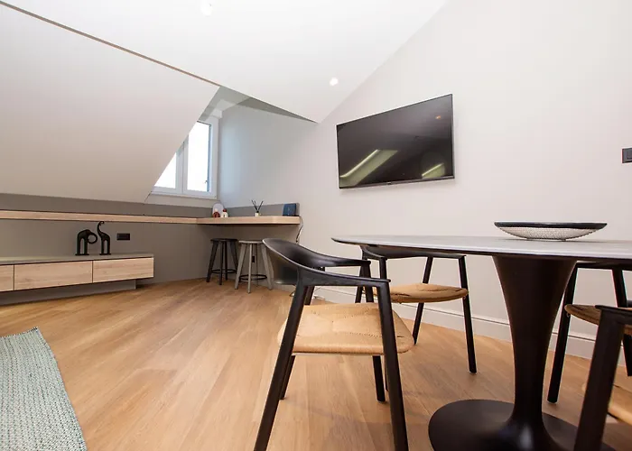 Three Pearls Deluxe By The Sea شقة