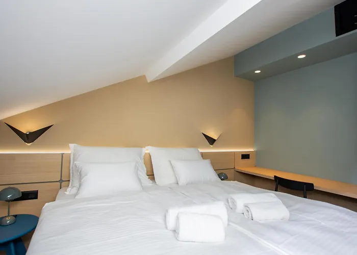 Three Pearls Deluxe By The Sea Lägenhet *