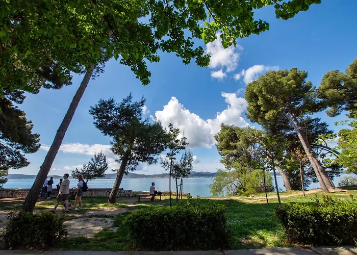 Three Pearls Deluxe By The Sea