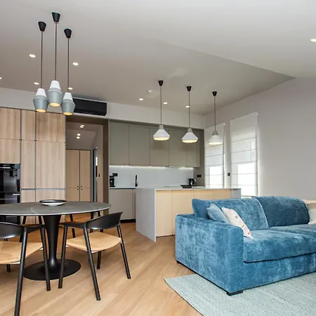 Three Pearls Deluxe By The Sea *