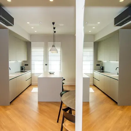 Three Pearls Deluxe By The Sea