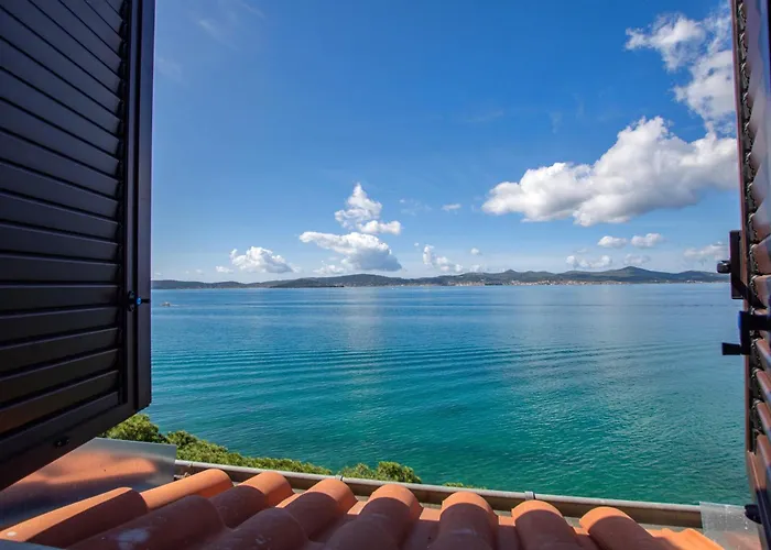 Daire Three Pearls Deluxe By The Sea *