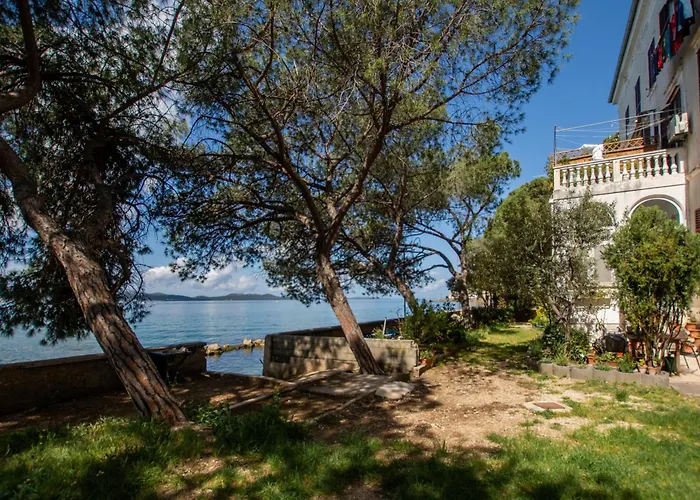 Daire Three Pearls Deluxe By The Sea *