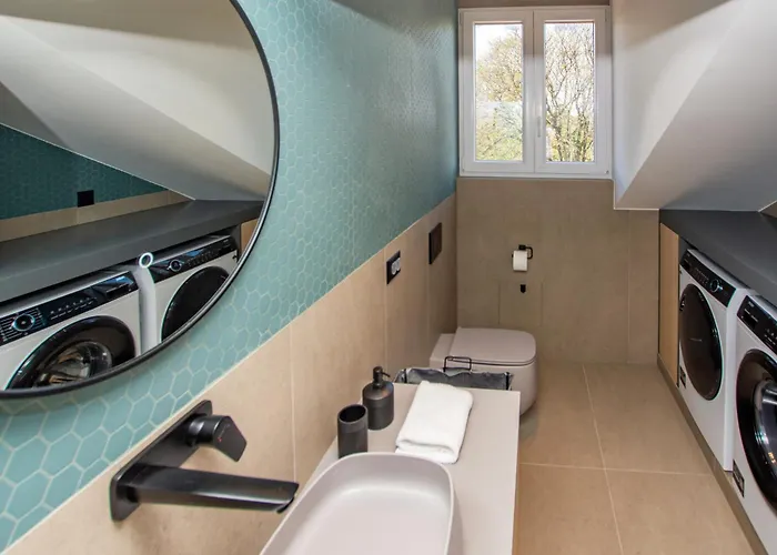 Three Pearls Deluxe By The Sea Daire *